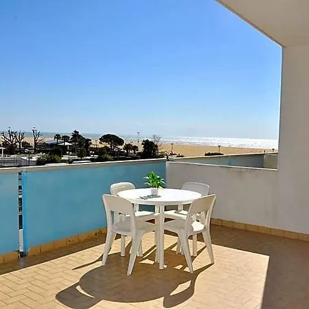 Hotel Lovely Beachfront Apartment-beahost 3*
