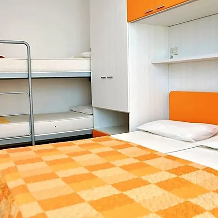 Lovely Beachfront Apartment-beahost Hotel Bibione